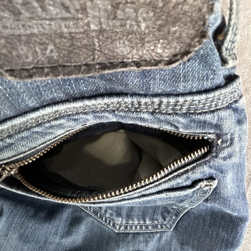 Vintage Y2K Levi's 514 Back Zipper Pockets Relaxed Fit Streetwear 2000s Jeans